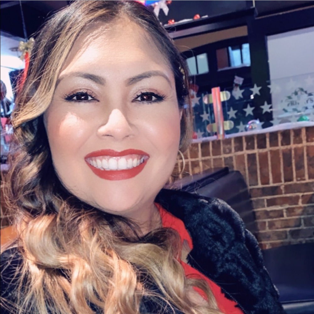 Meet your Posher, Maria